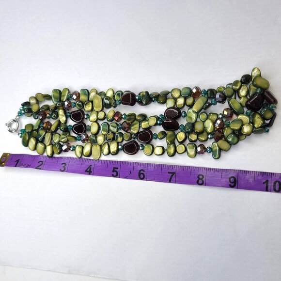 Green Shell Necklace, Green Bib Style Necklace in Three Strands - Picture 12 of 12